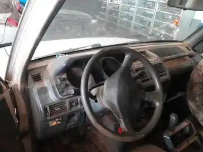 Veículo de Sucata mitsubishi pajero t.d. 95 cv /70 kw do ano 1995 alimentado 4d 56