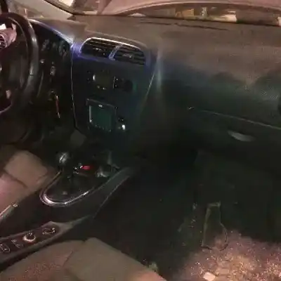 Veículo de Sucata seat leon (1p1) 2.0 tdi 16v do ano 2001 alimentado bkd