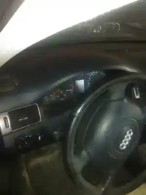 Scrapping Vehicle audi a6 avant (4b5) 2.5 tdi of the year 2003 powered afb