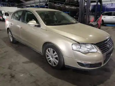 Veicolo di demolizione volkswagen passat b6 (3c2) 2.0 tdi 16v dell'anno 2001 alimentato bkp