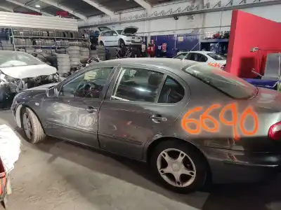 Veículo de Sucata seat toledo (1m2) signo do ano 2003 alimentado asv