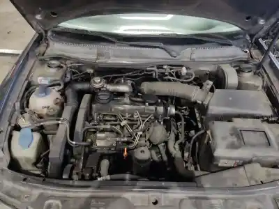 Veículo de Sucata seat toledo (1m2) signo do ano 2003 alimentado asv