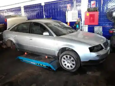 Veicolo di demolizione audi a6 berlina (4b2) 2.4 (121kw) dell'anno 1997 alimentato aga