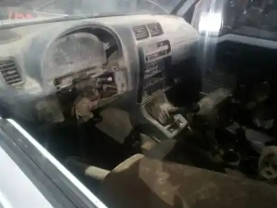 Veicolo di demolizione suzuki santana santana 350 dell'anno 2001 alimentato 