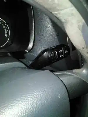 Здавання транспортного засобу ford transit connect (tc7) furgón (2006->) року 2009 потужний r3pa