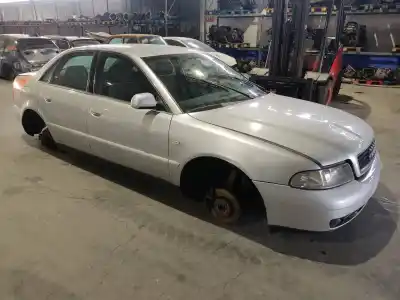 Veículo de Sucata audi a4 berlina (b5) 2.5 tdi do ano 2000 alimentado afb