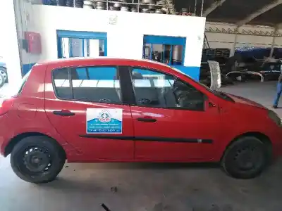 Veículo de Sucata renault clio iii confort dynamique do ano 2007 alimentado k9k t7