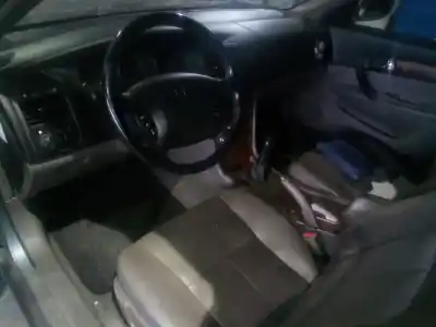 Veicolo di demolizione daewoo evanda (klal) 2.0 dell'anno 2004 alimentato l88