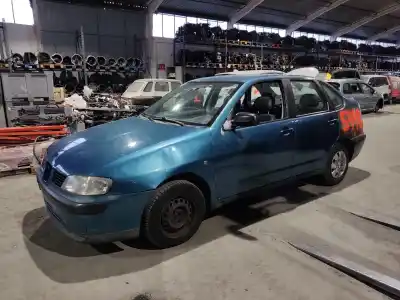 Veículo de Sucata seat cordoba berlina (6k2) stella do ano 2000 alimentado agp