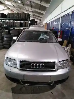 Veículo de Sucata AUDI A4 BERLINA (8E) 2.5 TDI (120kW) do ano 2003 alimentado BFC