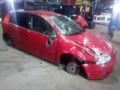 Veículo de Sucata volkswagen golf v berlina (1k1) gt sport do ano 2005 alimentado bkd