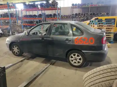 Veicolo di demolizione SEAT CORDOBA BERLINA (6K2) Sport dell'anno 2001 alimentato ALH