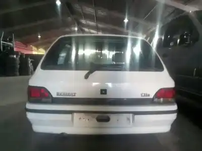 Здавання транспортного засобу renault   року 1996 потужний f8q