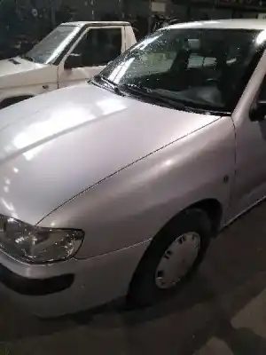 Veículo de Sucata seat cordoba berlina (6k2) stella do ano 2000 alimentado agp