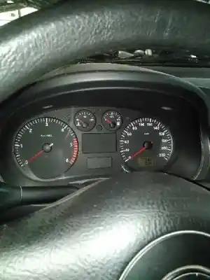 Veículo de Sucata seat cordoba berlina (6k2) stella do ano 2000 alimentado agp