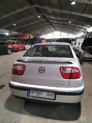 Veículo de Sucata seat cordoba berlina (6k2) stella do ano 2000 alimentado agp