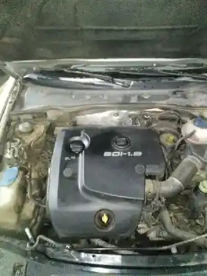 Veículo de Sucata seat cordoba berlina (6k2) stella do ano 2000 alimentado agp