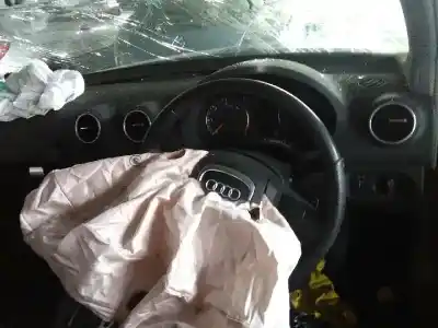 Veículo de Sucata audi a3 sportback (8p) 2.0 tdi do ano 2001 alimentado bkd