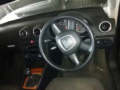 Veículo de Sucata audi a3 sportback (8p) 1.9 tdi do ano 2001 alimentado bxe