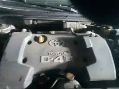 Veículo de Sucata toyota corolla (e12) 2.0 d-4d linea luna berlina do ano 2004 alimentado 1cdftv