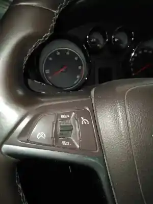Здавання транспортного засобу opel insignia a country tourer (g09) 2.0 cdti (47) року 2011 потужний a20dt