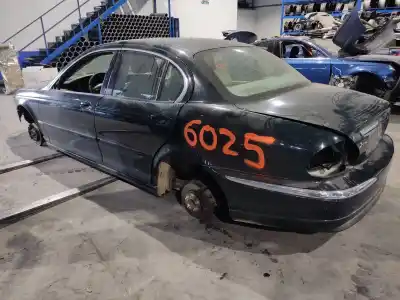 Veículo de Sucata jaguar x-type 2.0 d classic do ano 2003 alimentado turbo