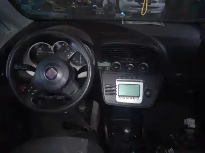 Veículo de Sucata SEAT ALTEA (5P1) Green do ano 2005 alimentado BGU