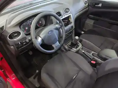 Veículo de Sucata ford focus berlina (cap) ambiente (d) do ano 2005 alimentado g8da