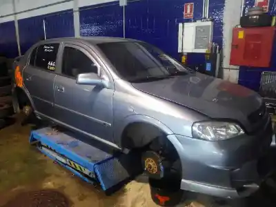 Veículo de Sucata opel astra g berlina 2.0 dti do ano 2004 alimentado x20dth