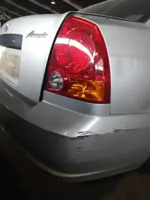 Veicolo di demolizione hyundai accent (lc) l crdi dell'anno 2001 alimentato d3ea