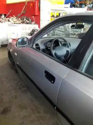 Veicolo di demolizione hyundai accent (lc) l crdi dell'anno 2001 alimentato d3ea