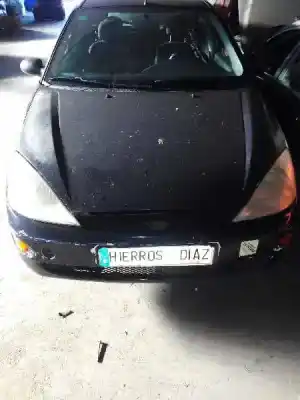 Véhicule à la ferraille ford focus berlina (cak) ambiente de l'année 1999 alimenté fyda
