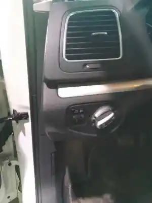 Vehicul casat seat alhambra (710, 711) 2.0 tdi al anului 2013 alimentat cff