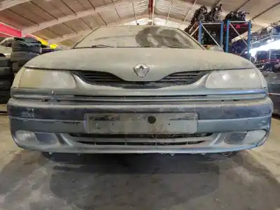 Veicolo di demolizione RENAULT LAGUNA (B56) 2.2 Turbodiesel dell'anno 1998 alimentato G8T760
