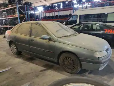 Veículo de Sucata renault laguna (b56) 2.2 turbodiesel do ano 1998 alimentado g8t760