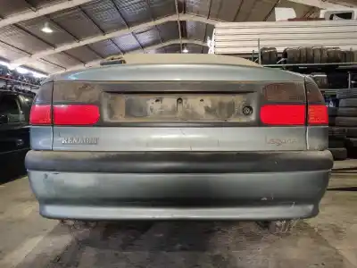 Veículo de Sucata renault laguna (b56) 2.2 turbodiesel do ano 1998 alimentado g8t760