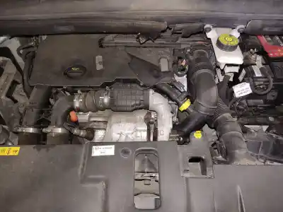 Véhicule à la ferraille citroen c4 picasso attraction de l'année 2014 alimenté 9h05