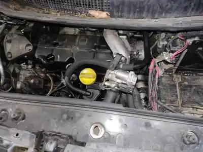 Veículo de Sucata renault scenic ii adventure by coronel tapiocca do ano 2007 alimentado f9q lb