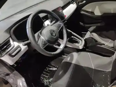 Здавання транспортного засобу renault clio v (b7_) 1.6 e-tech 145 (b7mu) року 2023 потужний h4m c6 Здавання транспортного засобу renault clio v (b7_) 1.6 e-tech 145 (b7mu) року 2023 потужний h4m c6