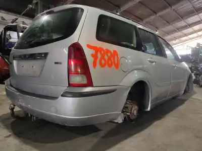 Veicolo di demolizione ford focus familiar (cak) f9da dell'anno 2003 alimentato f9da