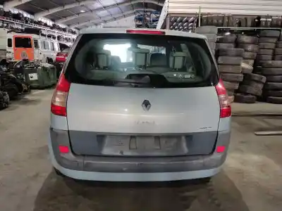 Veículo de Sucata renault scenic ii confort dynamique do ano 2004 alimentado k4m782