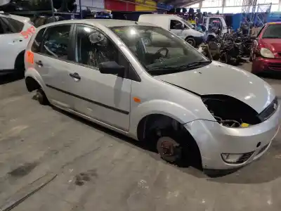 Здавання транспортного засобу ford fiesta (cbk) ambiente року 2002 потужний f6ja