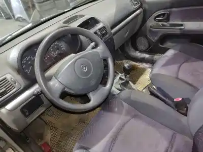 Scrapping Vehicle renault clio ii fase ii (b/cb0) authentique of the year 2003 powered k9k a7