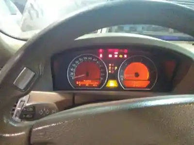 Veicolo di demolizione bmw serie 7 (e65/e66) 735i dell'anno 2002 alimentato n62b36