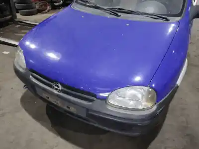 Sloopvoertuig opel corsa b base van het jaar 1997 aangedreven x12sz
