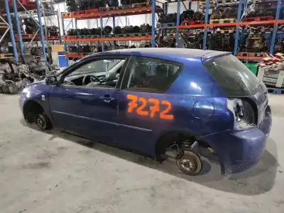 Veicolo di demolizione toyota corolla (e12) 2.0 d-4d linea sol berlina dell'anno 2003 alimentato 1cdftv