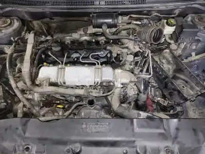 Veicolo di demolizione toyota corolla (e12) 2.0 d-4d linea sol berlina dell'anno 2003 alimentato 1cdftv