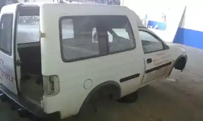 Veículo de Sucata opel combo (corsa b) 1.7 diesel do ano 2001 alimentado x17d