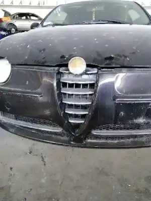 Veículo de Sucata alfa romeo 147 (190) 1.6 16v cat do ano 2001 alimentado ar32104