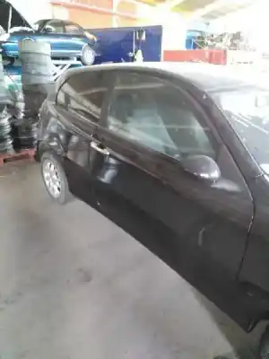 Veículo de Sucata alfa romeo 147 (190) 1.6 16v cat do ano 2001 alimentado ar32104